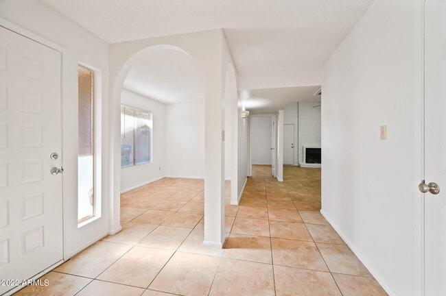 Photo - 2602 W Winchcomb Dr