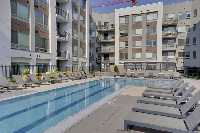 Vue West