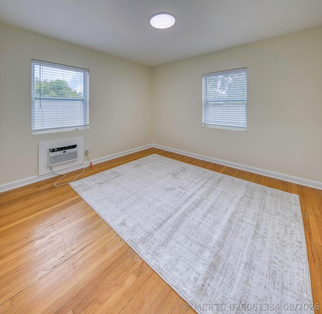 Building Photo - 629 S K St Unit 1