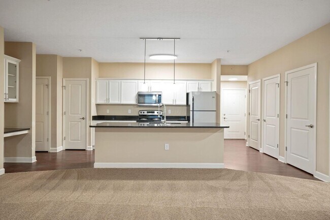 Photo - 5119 Foxtail Pine St