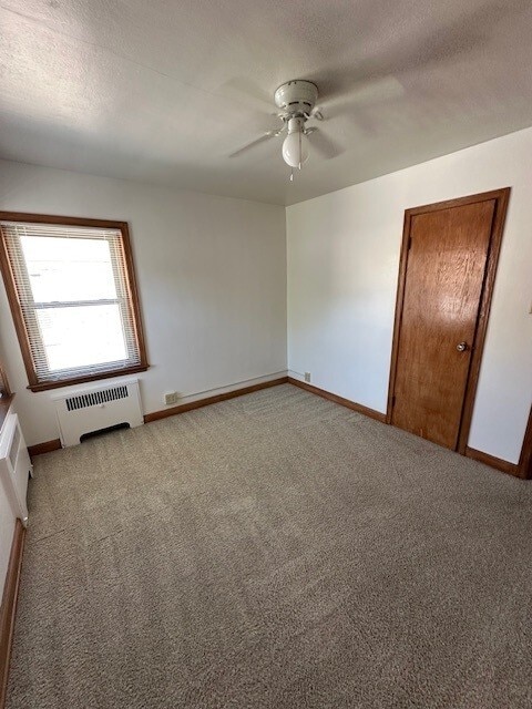 Building Photo - 933 Glenview Ave Unit #3