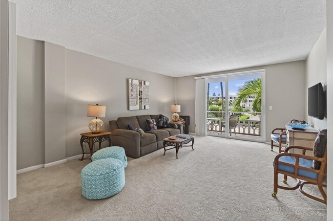 Photo - 139 Sunrise Ave