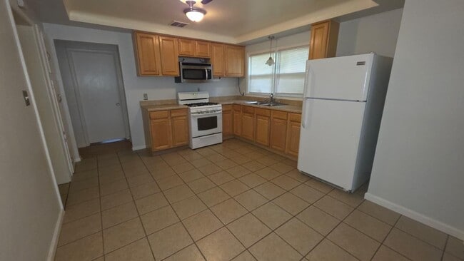 Photo - 24517 Rosebud Ave