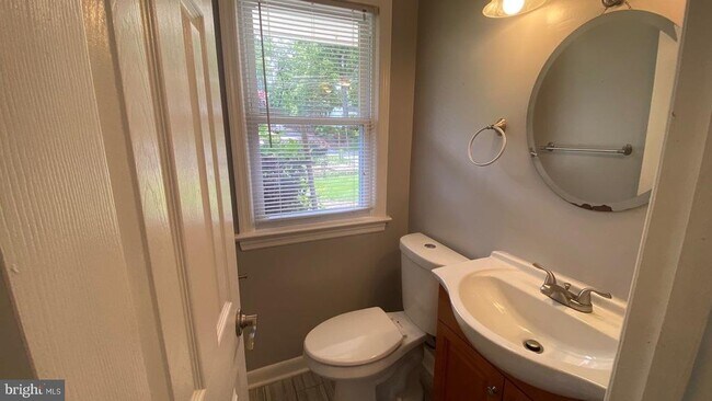 Photo - 6006 Windham Rd