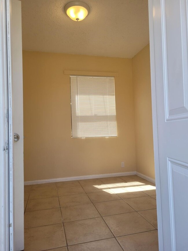 Photo - 1016 15th St Unit A