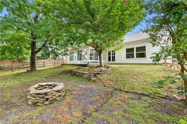 Photo - 1525 Keystone Dr