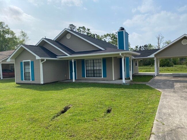 Photo - 16 Cypress Dr