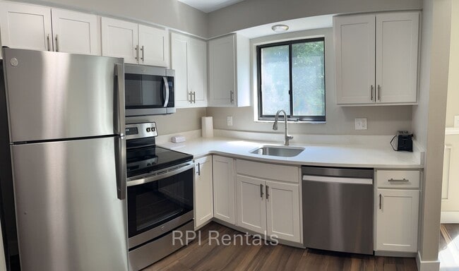 Photo - Shaler 2 Bedroom Townhouse