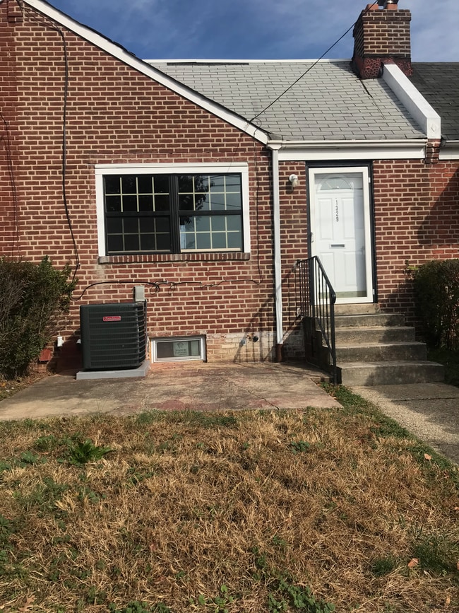 front - 1329 E 23rd St House