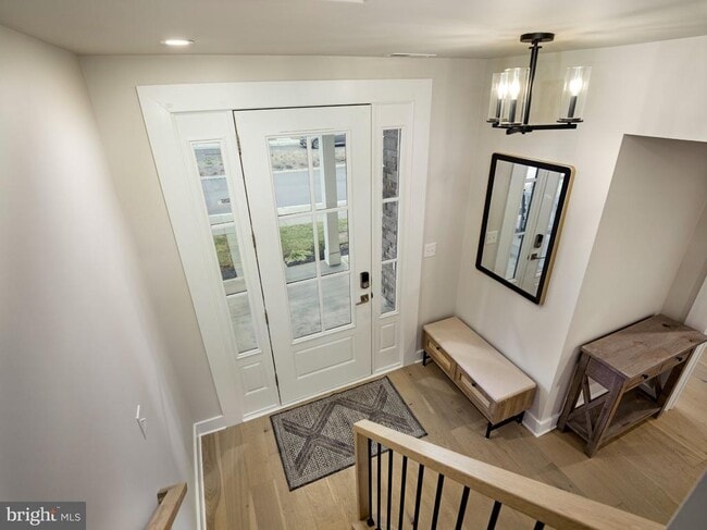 Photo - 304 Squire Dr