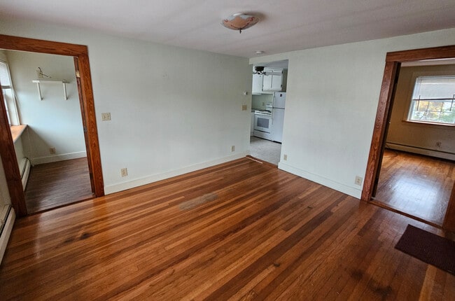 Building Photo - 3 Page St Unit 3 Page Street