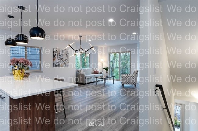 Photo - West Seattle - 3 Bedroom - 2.5 Bathroom w/...