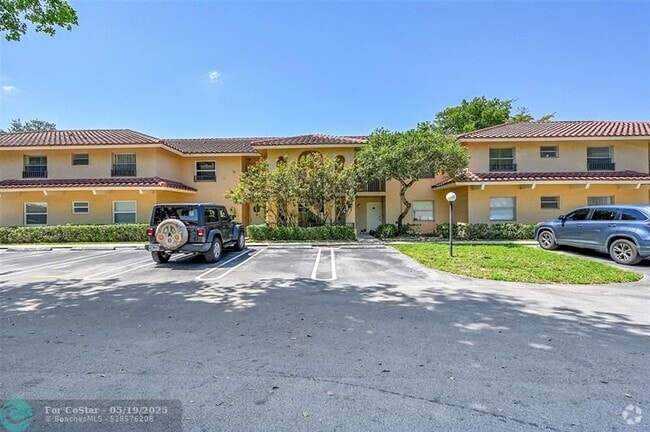Building Photo - 9186 NW 40th St Unit 9186 Rental