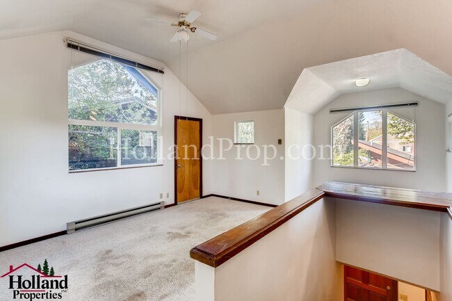 Photo - Wonderful 2 Bed Forest Grove Apartment Waiting For You!!!