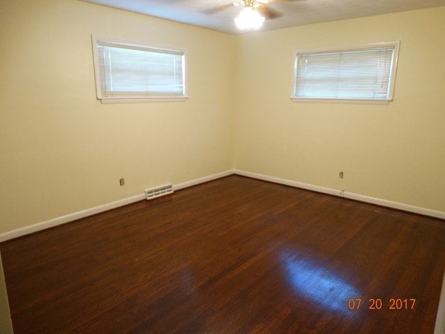 Bedroom 1 - 1433 1st Ave NW