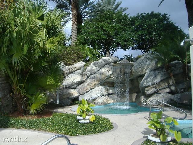 Photo - 7230 Westpointe Blvd Condo Unit 1223