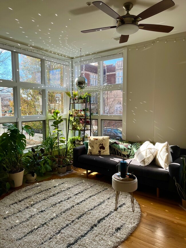 Photo - 3577 Warder St NW Unit 3577 Warder St NW