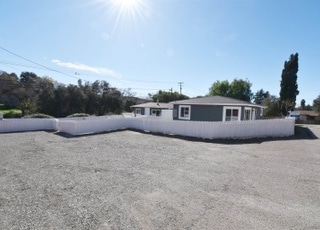 Building Photo - 1222 Willowside Ter Rental