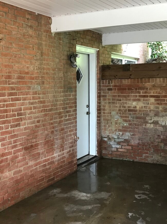 Photo - 4805 Randolph Dr Unit Lower Level