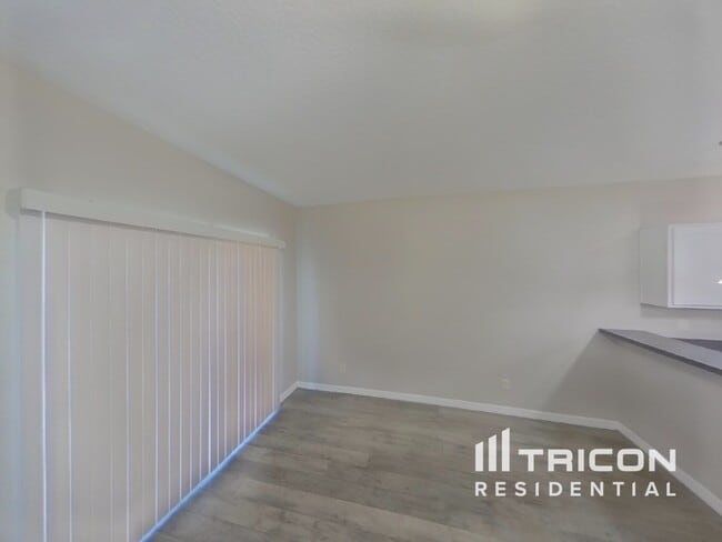 Photo - 4125 11th St E