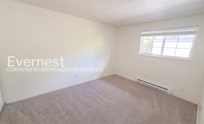 Photo - 4-Bed/2-Bath Home/ Pet Friendly/ Voucher Accepted/Available Soon!