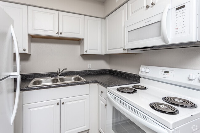 1HAB, 1BA - 490 ft²