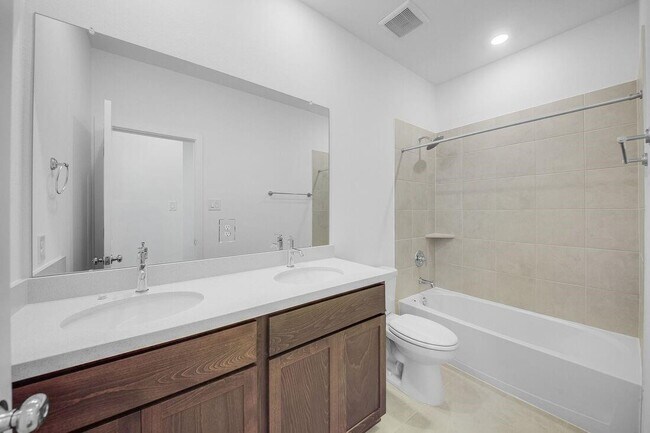 Photo - 9730 Westminster Mnr Dr