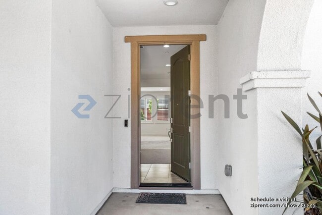 Photo - Unit