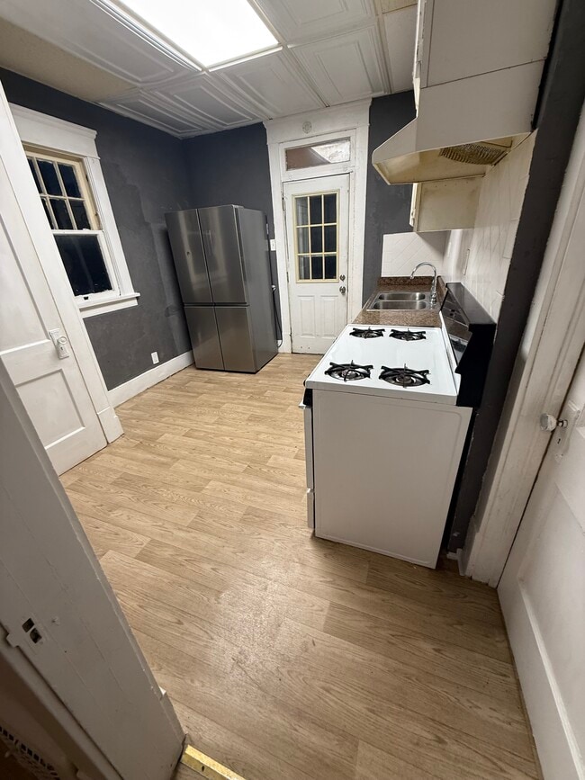 Ángulo de cocina 2 - 1101 Garfield Ave SW