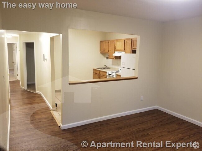 Building Photo - 241 Columbia St Rental