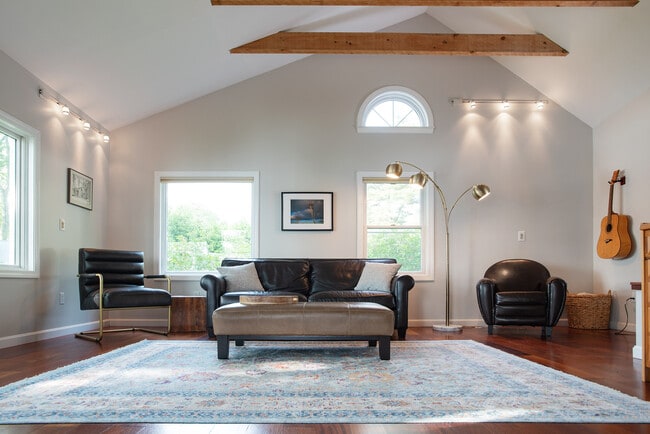 Photo - 18 Sandy Beach Rd