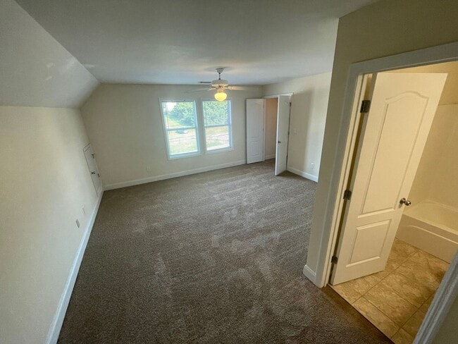 Photo - PRE-LEASING FOR AUGUST 2026!