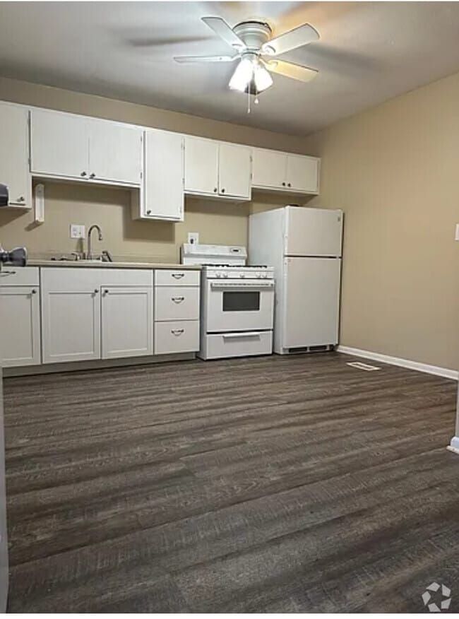Building Photo - 1235 Roslyn Ave Unit 1235 Rental