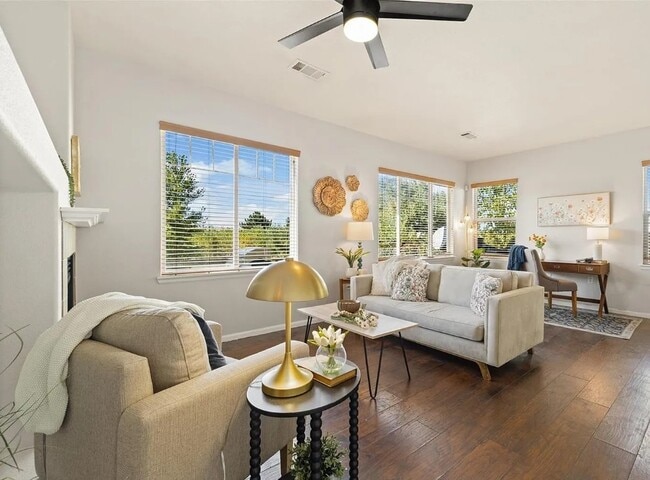 Photo - 13151 Grant Cir N