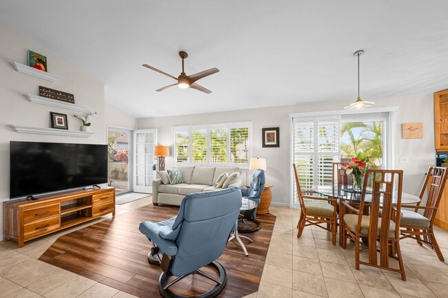 Building Photo - Furnished Home Close to Town