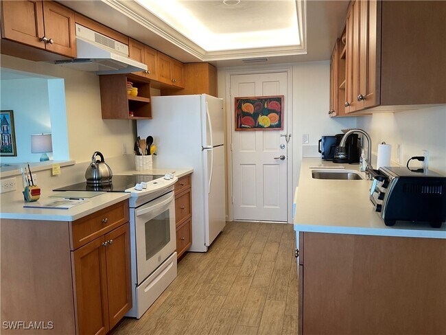Photo - 2600 Gulf Shore Blvd N Unidad 64