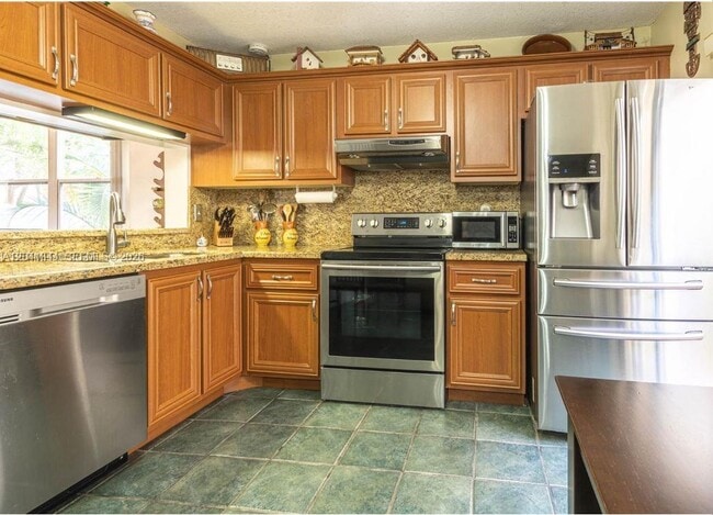 Photo - 11938 NW 12th St