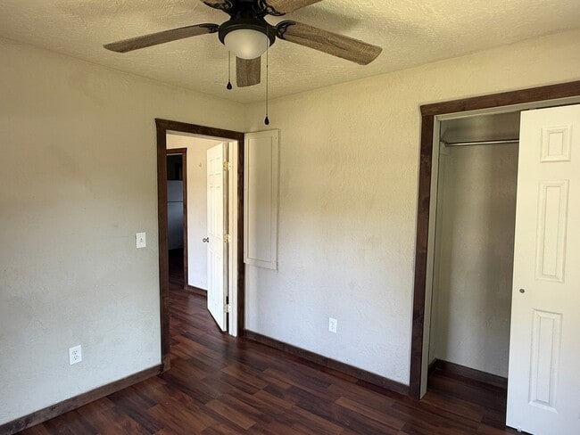 Photo - 118 W Pine St
