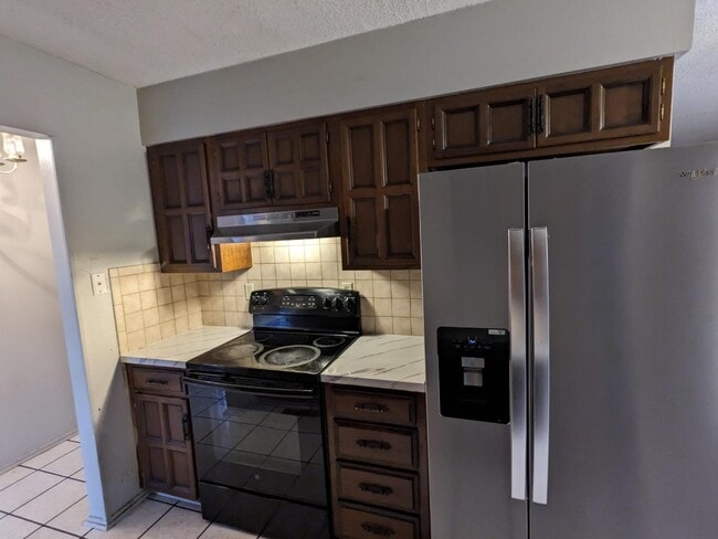 Photo - 5108 E Looman St