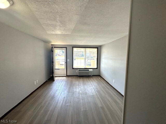 Photo - 1830 Adams Ln Unit 7