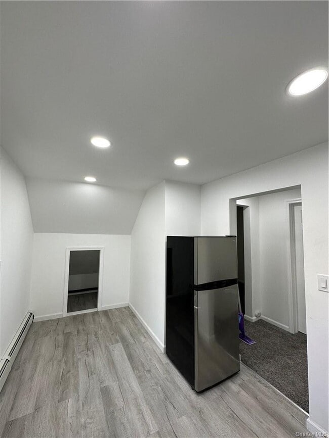 Photo - 57 Hunt Ave Unidad 2