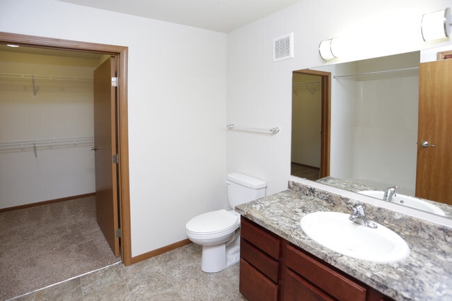 Master Bath & WI Closet