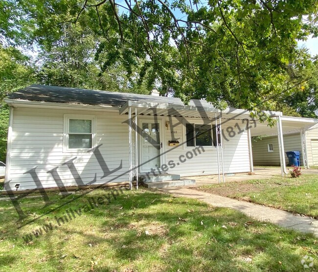 Building Photo - Two Bedroom Home