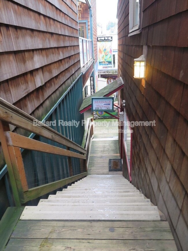 Photo - 469 N 36th St Unidad B