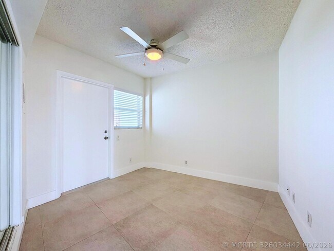 Photo - 3250 NE 28th St Unit 809