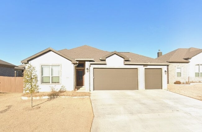 Building Photo - 2018 Butternut Rd