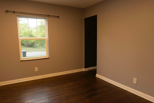 Photo - 2245 Sagamore Rd