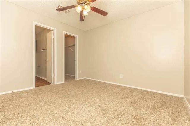 Photo - 6897 Meadow Rd