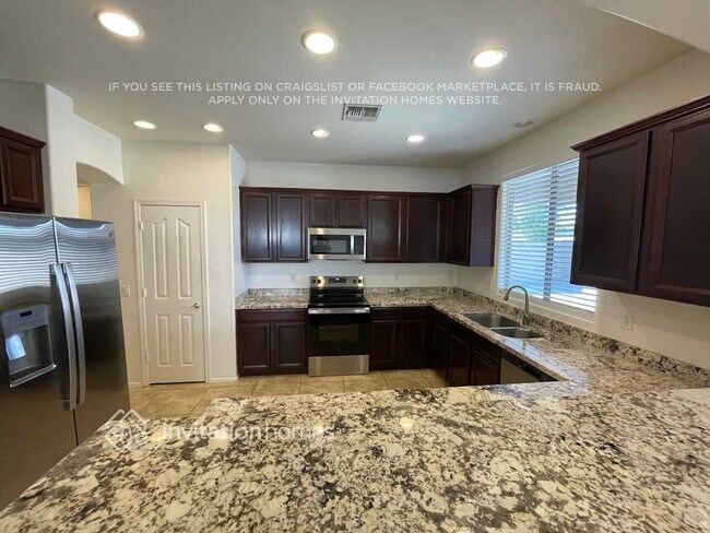 Photo - 15250 W Morning Glory St