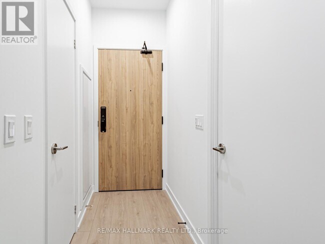 Photo - 1 Fairview Rd E Unit 408